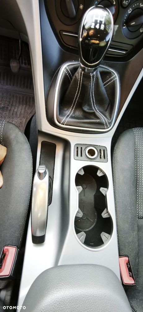 Ford Grand C-MAX - 18