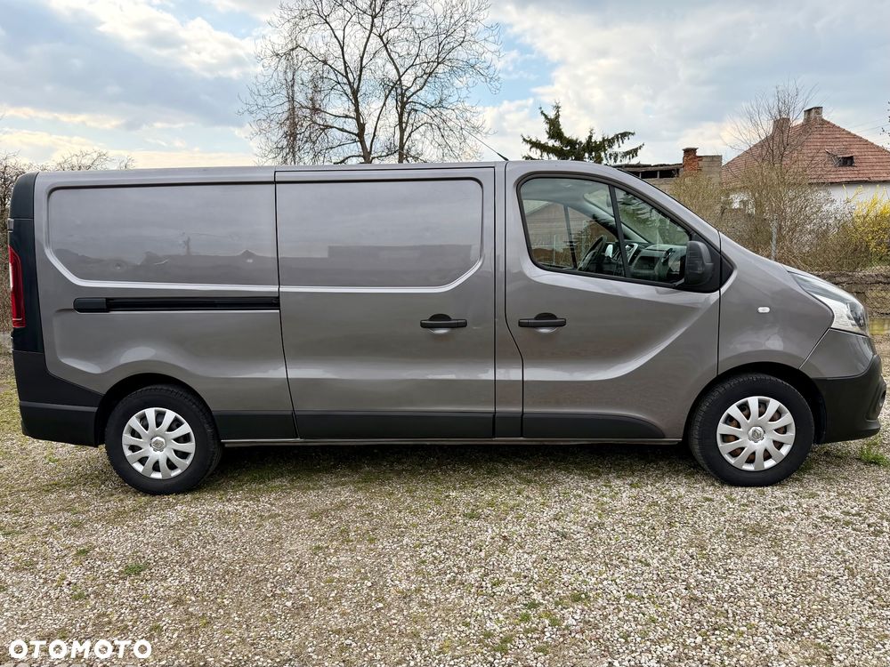 Renault Trafic Long - 2