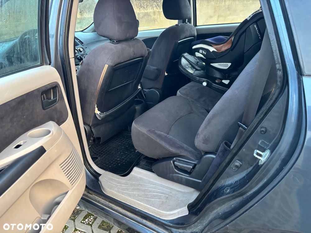 Mitsubishi Grandis 2.0 DID Intense - 7