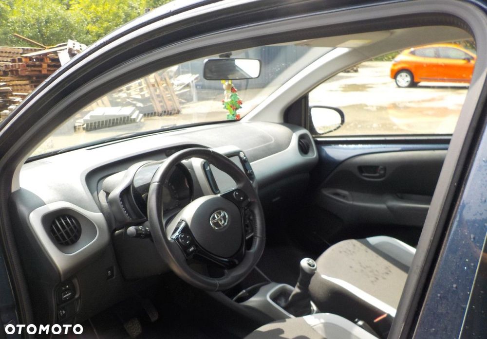Toyota Aygo - 16