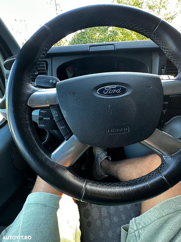 Ford Transit - 4