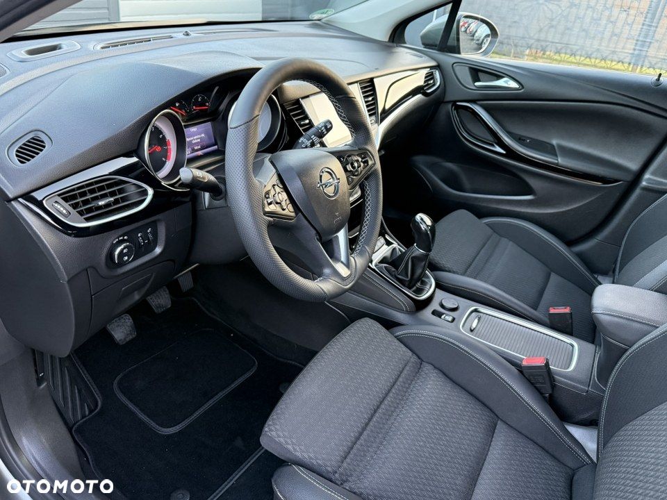 Opel Astra 1.4 Turbo Start/Stop Innovation - 18