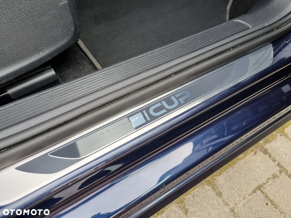 Volkswagen Golf VII 2.0 TDI BMT Highline - 24