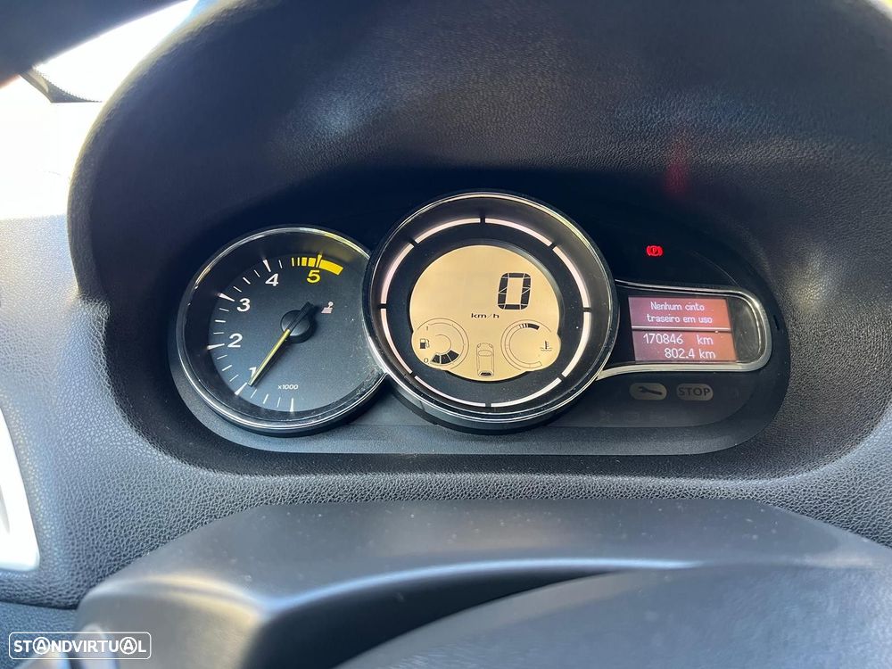 Renault Mégane Sport Tourer 1.5 dCi Zen - 21