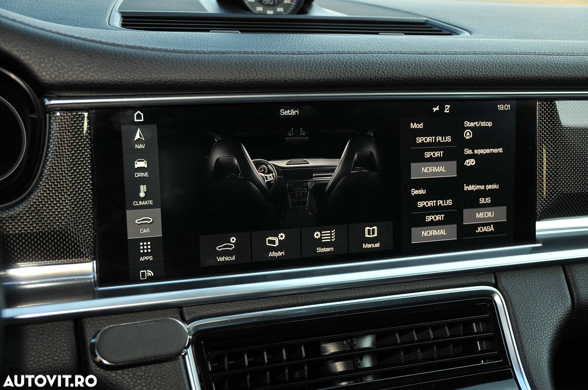 Porsche Panamera 4S - 18