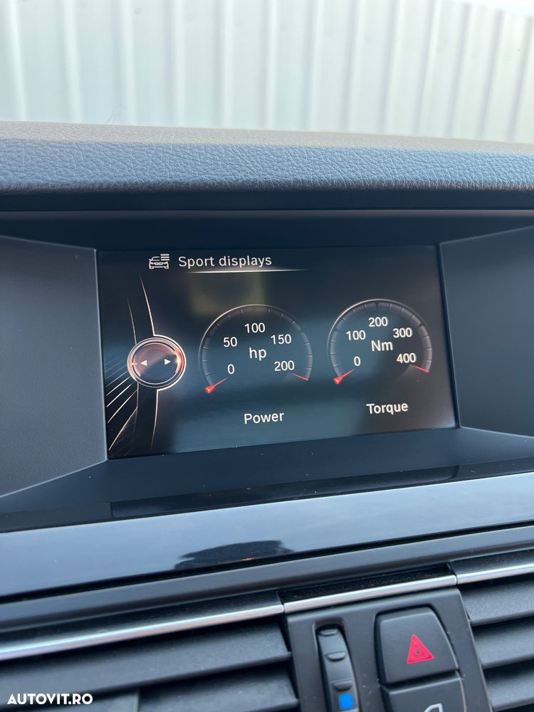 BMW Seria 5 520d Aut. Luxury Line - 26