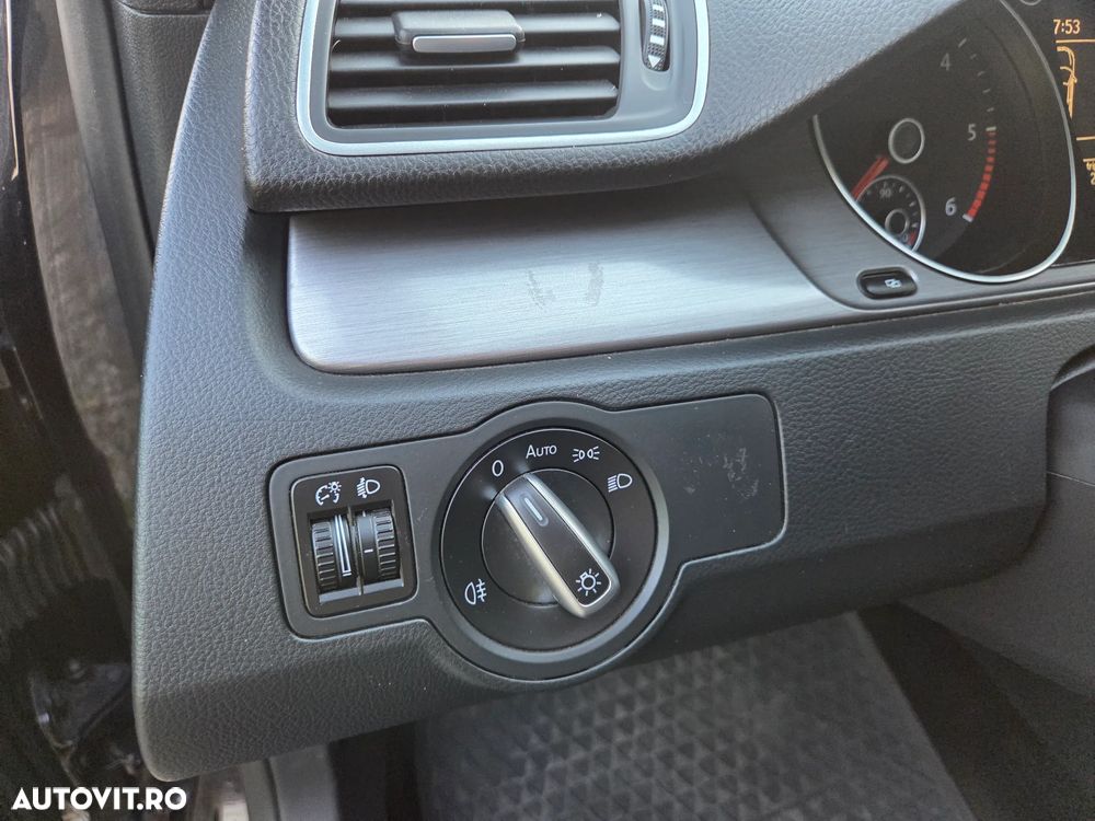 Volkswagen Passat 2.0 TDI DSG Comfortline - 20