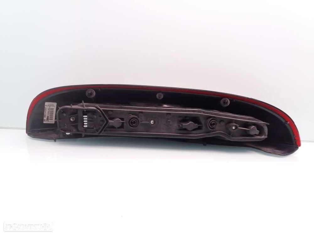 FAROLIM TRASEIRO DIREITO OPEL CORSA C 2001 -09114337 - 1