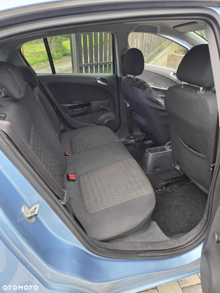 Opel Corsa 2013 photo 4