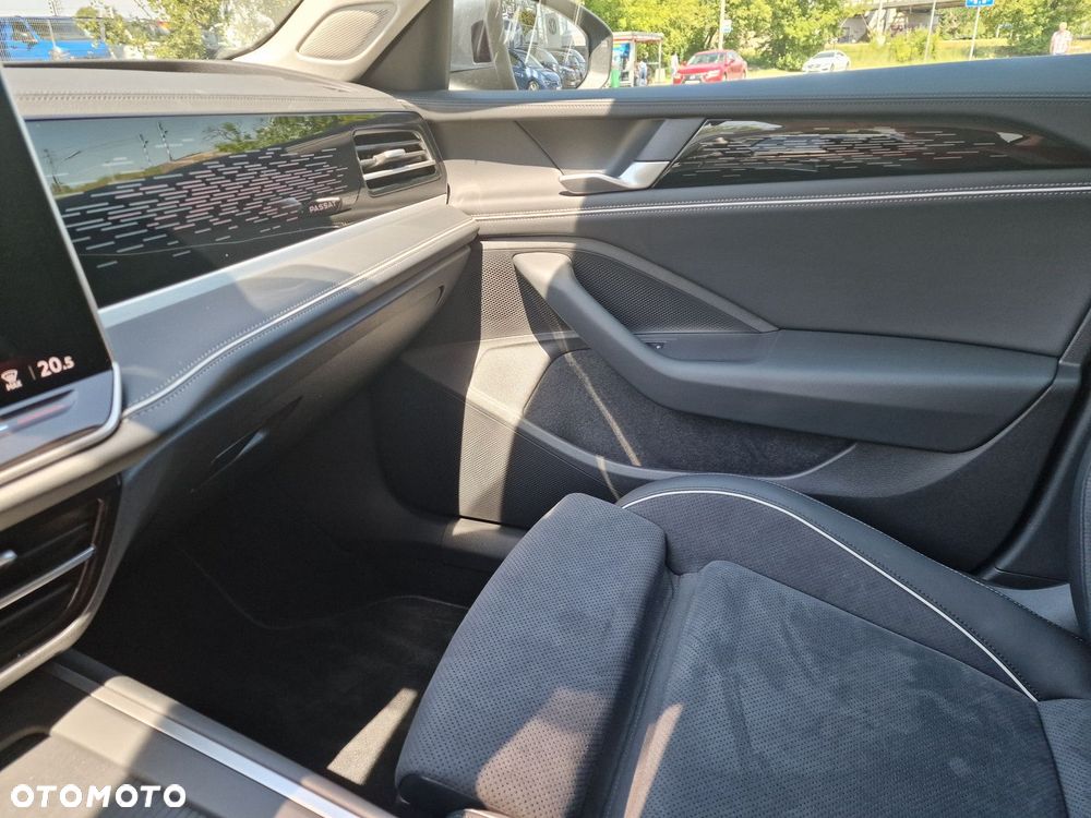 Volkswagen Passat Variant 1.5 TSI ACT mHEV Business DSG - 20