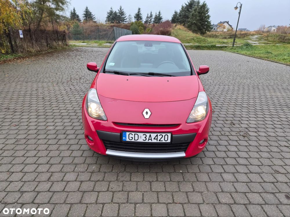 Renault Clio 1.6 16V 110 TomTom Edition - 8