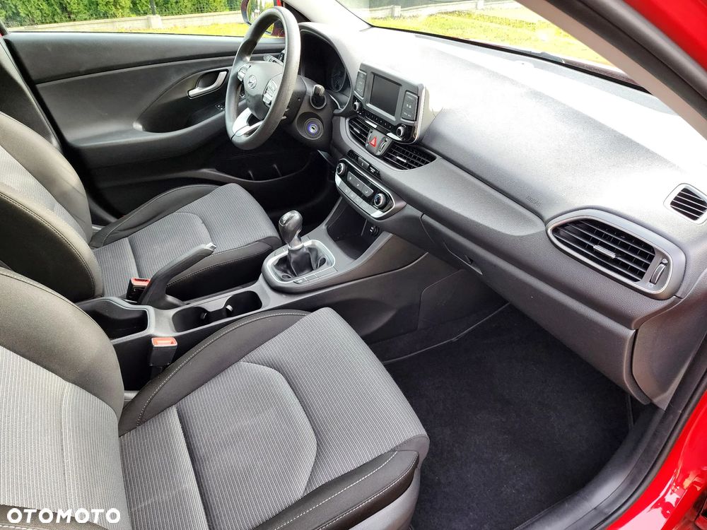 Hyundai i30 1.4 Trend - 33