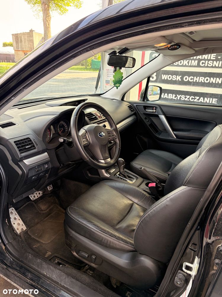 Subaru Forester 2.0XT Comfort Lineartronic - 15