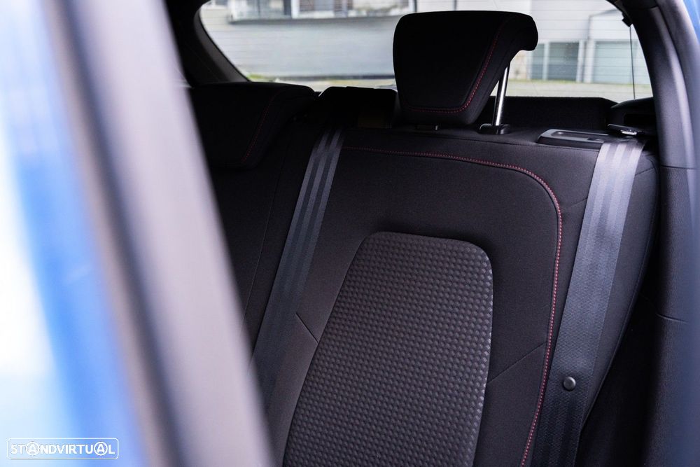 Ford Focus 1.0 EcoBoost MHEV ST-Line - 47