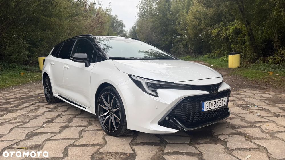Toyota Corolla 2.0 Hybrid GR Sport - 16