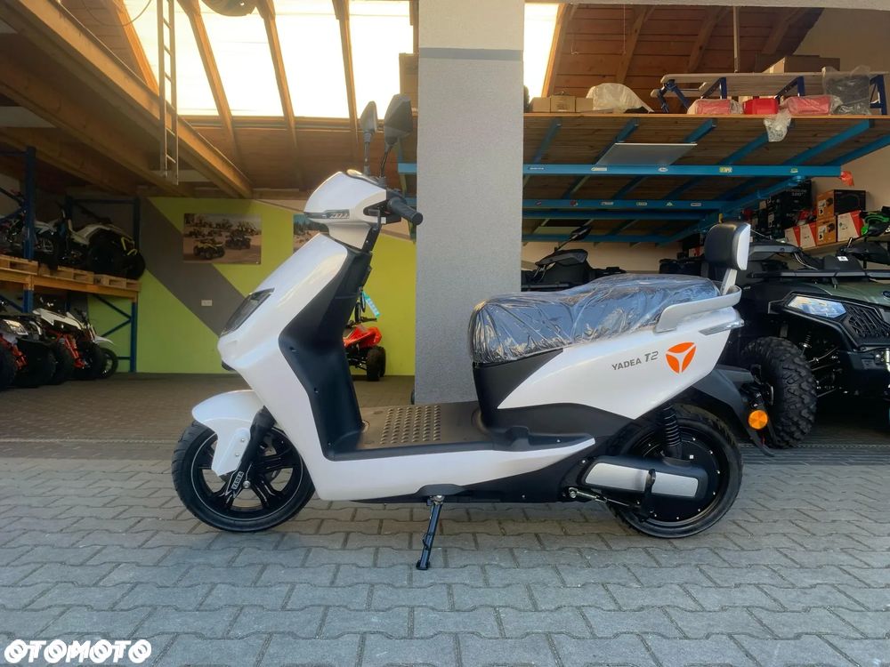 Yadea C-line - 2