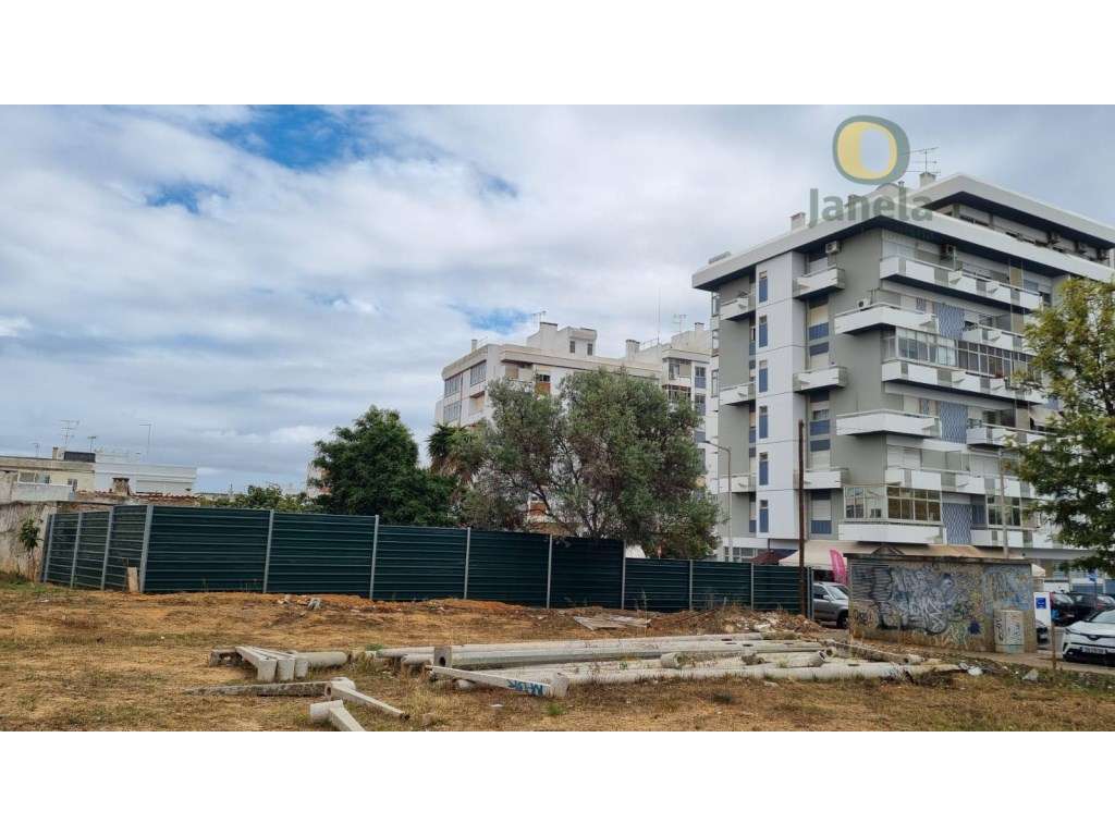 Terreno Urbano para Venda em Faro - Excelente Localização - Grande imagem: 2/8