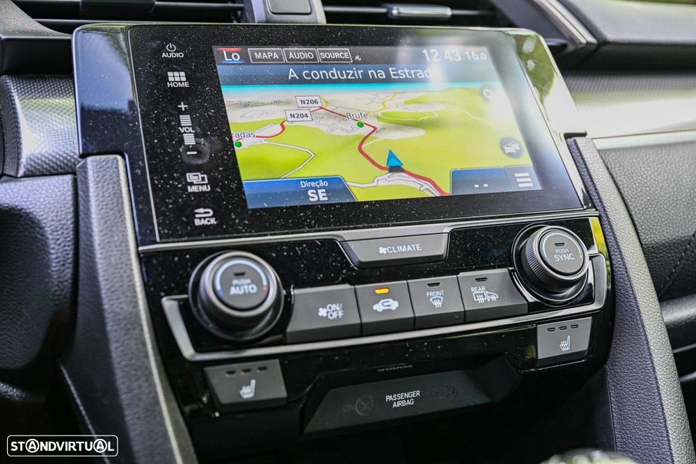 Honda Civic 1.0 i-VTEC Executive - 45