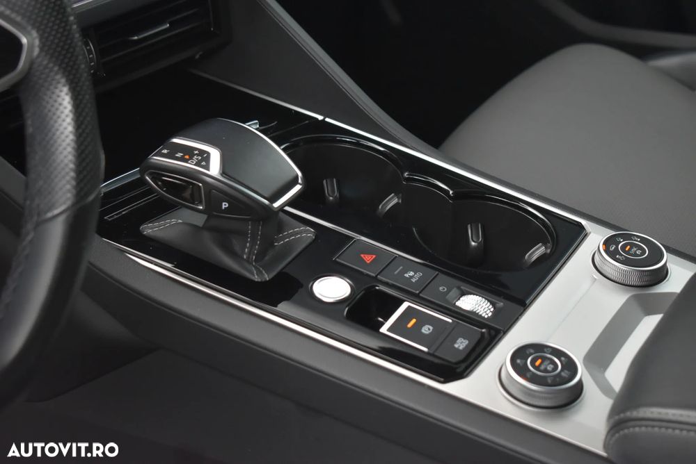 Volkswagen Touareg V6 TDI R-Style - 18