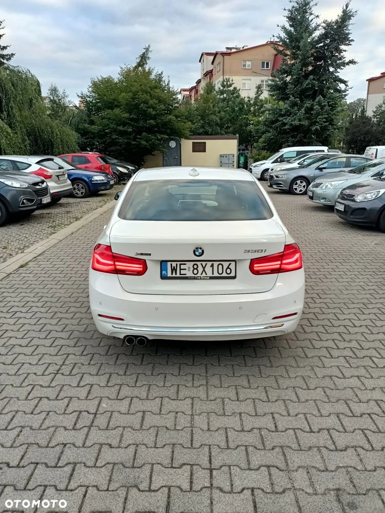 BMW Seria 3 - 22