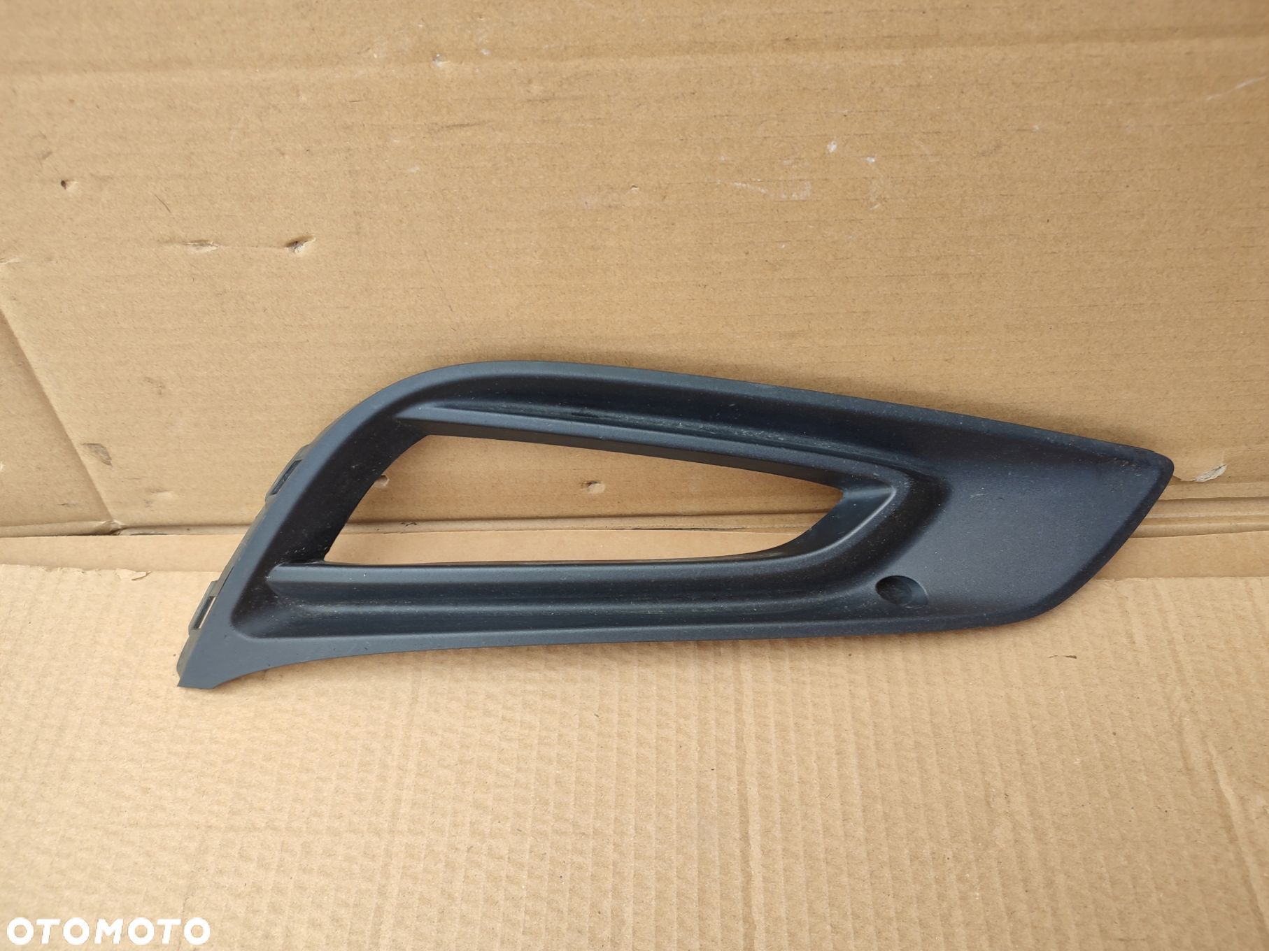 Kratka prawa zderzaka przód OPEL ASTRA K V ORYGINAŁ 13481940 - 1