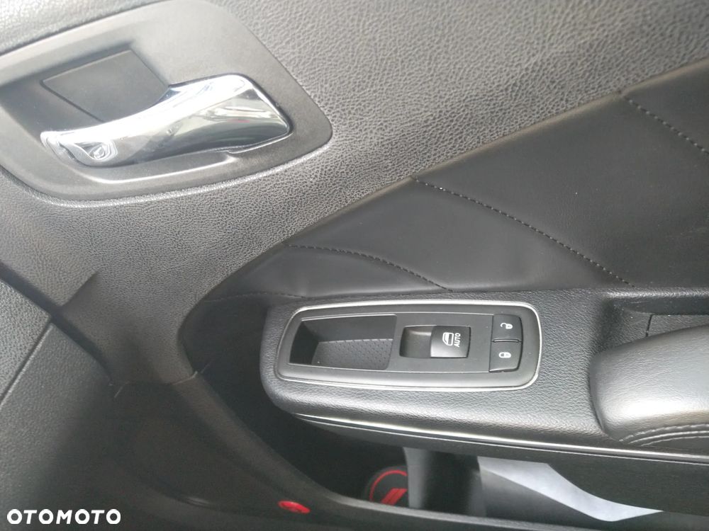 Dodge Charger 5.7 V8 RT - 11