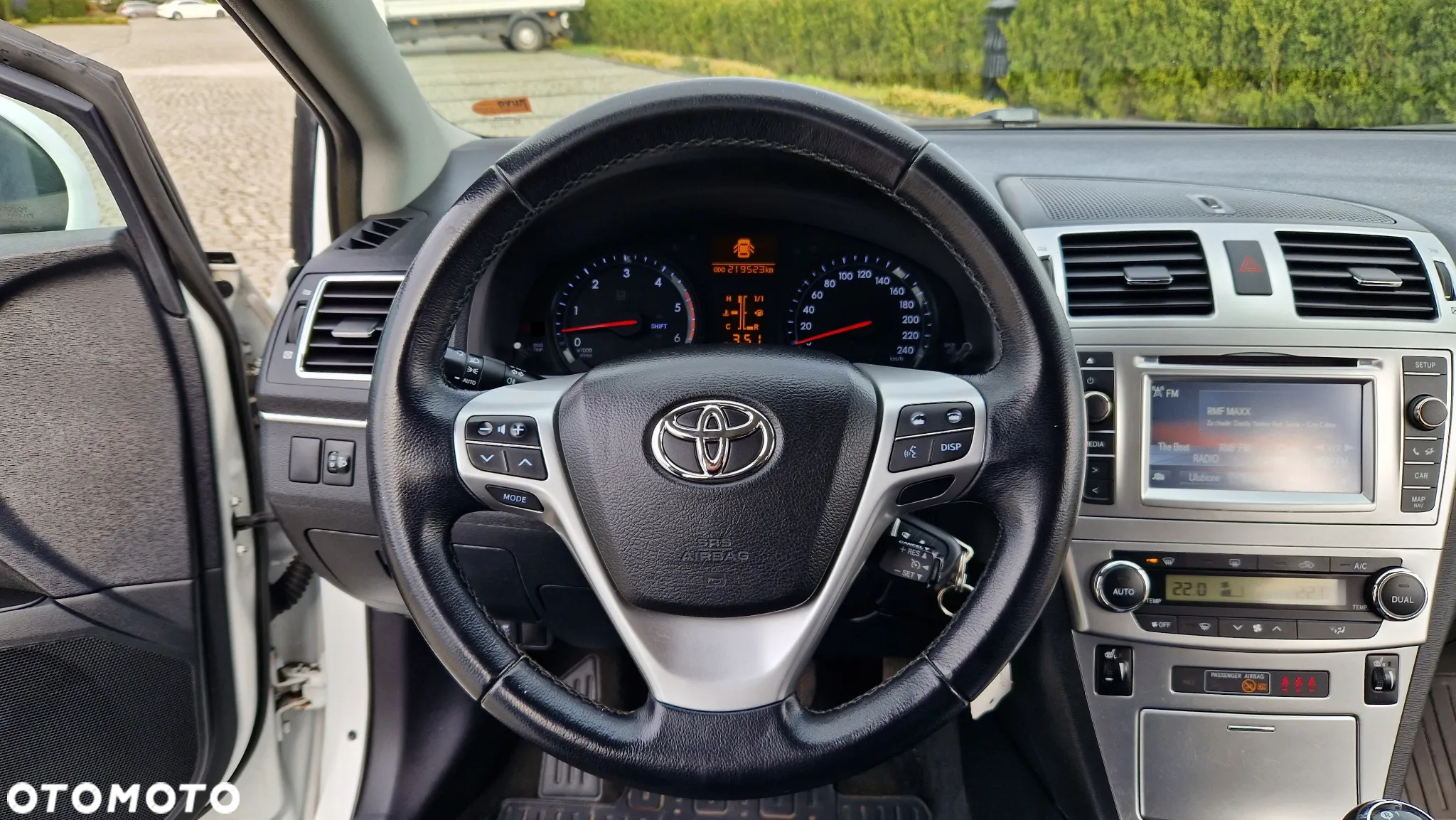 Toyota Avensis 2.0 D-4D Premium - 18