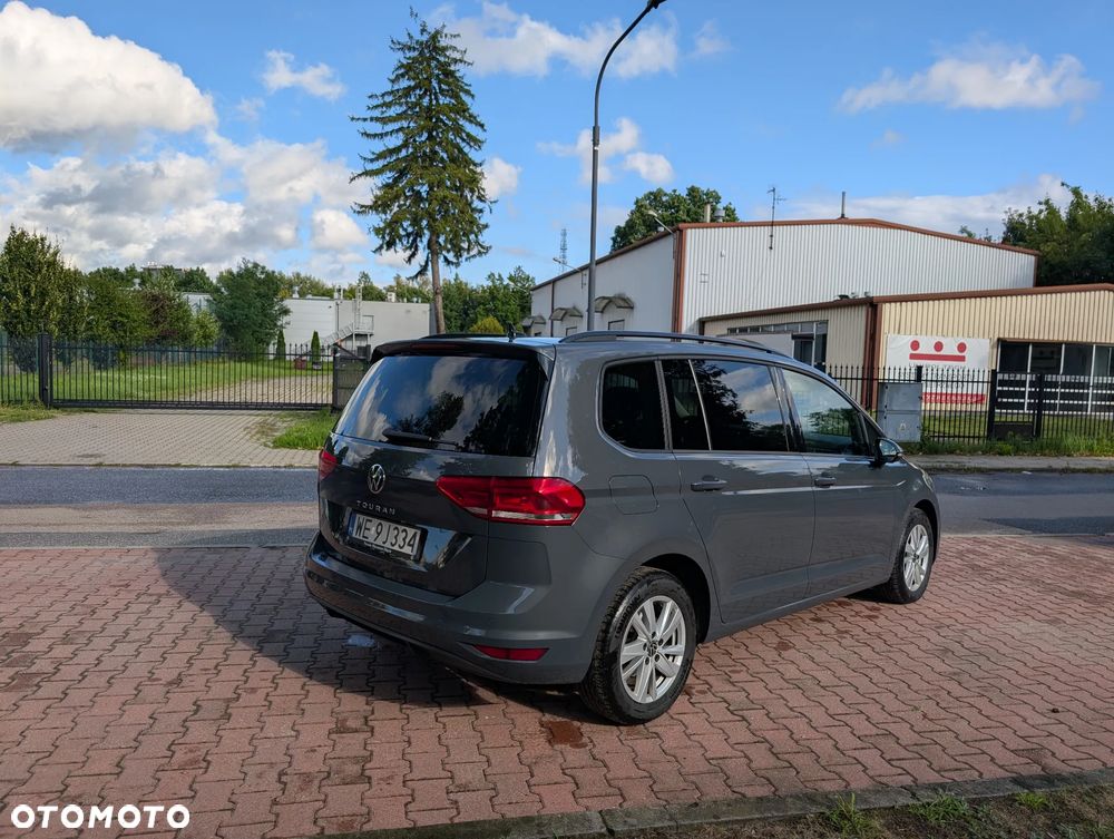 Volkswagen Touran 2.0 TDI BMT SCR Comfortline - 6