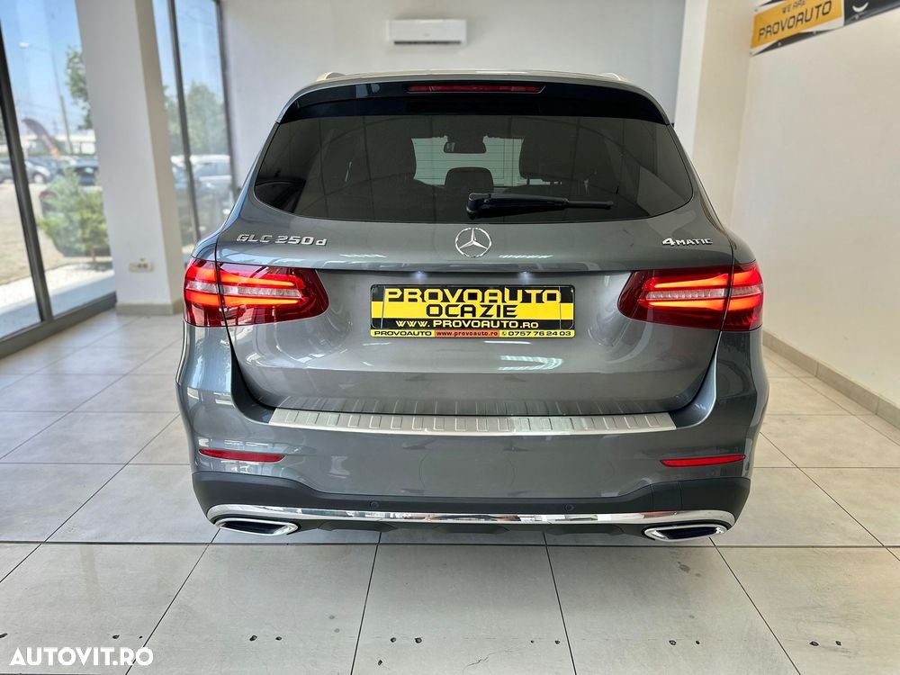 Mercedes-Benz GLC 250 d 4Matic 9G-TRONIC AMG Line - 15