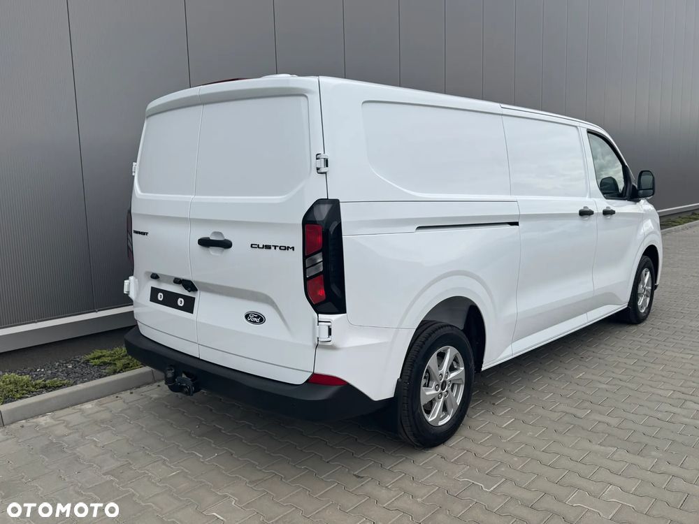 Ford Transit Custom - 10
