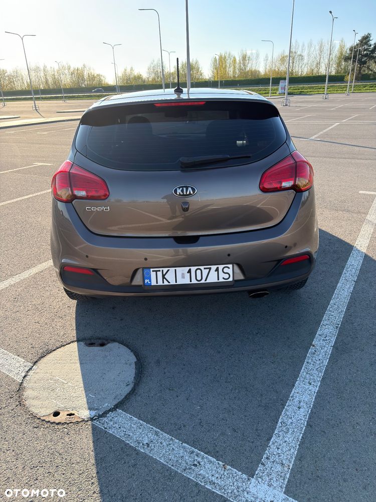 Kia Ceed 1.6 GDI DCT Platinum Edition - 4