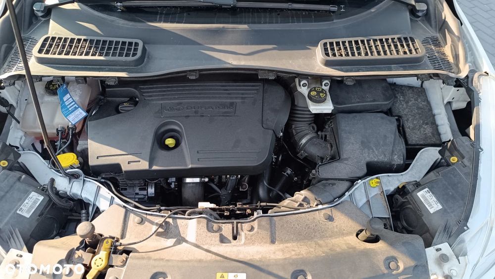 Ford Kuga - 32