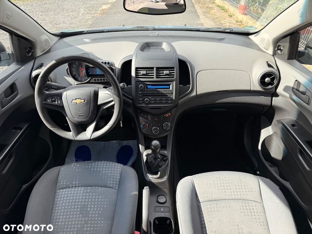 Chevrolet Aveo 1.2 LS - 13