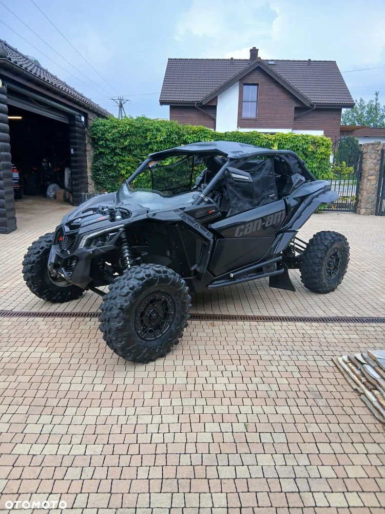 Can-Am Maverick - 1