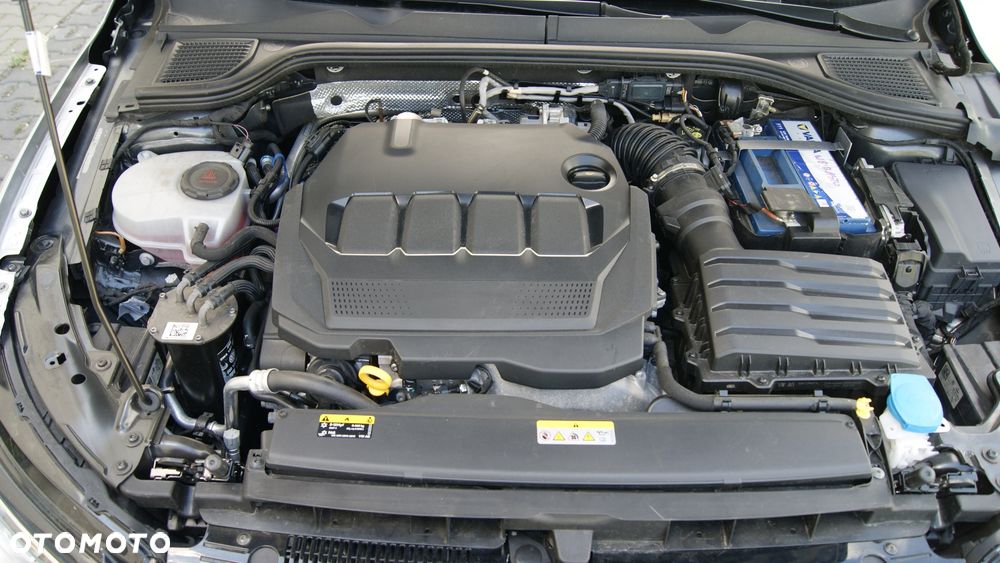 Volkswagen Golf 2.0 TDI - 11