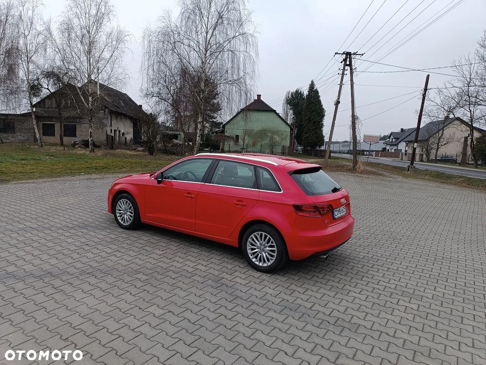 Audi A3 Sportback 1.6 TDI (clean diesel) Ambiente - 4