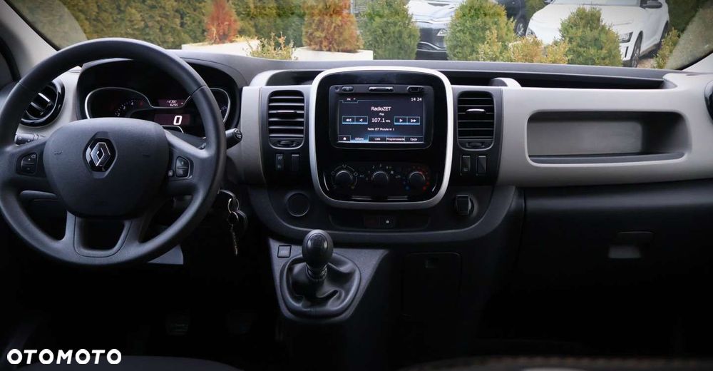 Renault Trafic - 13