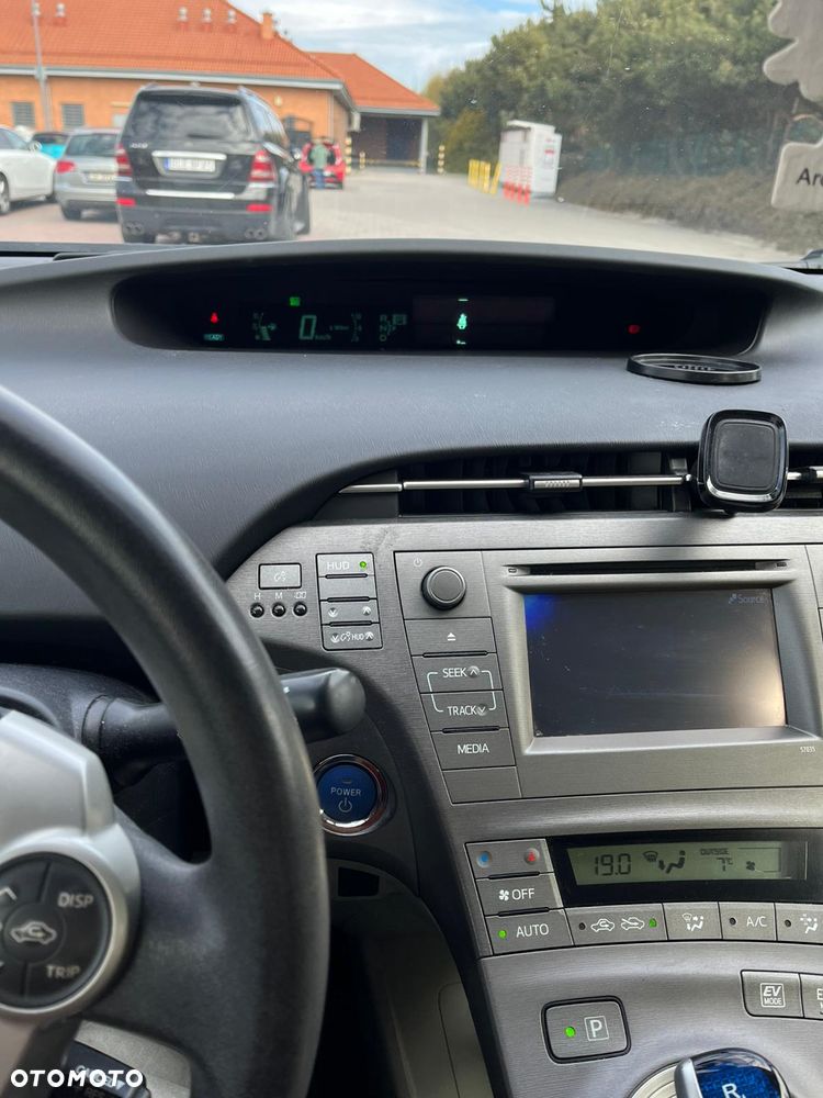 Toyota Prius 1.8 HSD Luna - 7