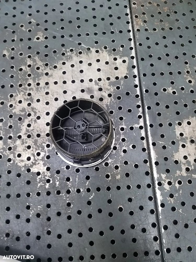 Grila ventilatie bord suzuki vitara ly 7363054p0 - 3