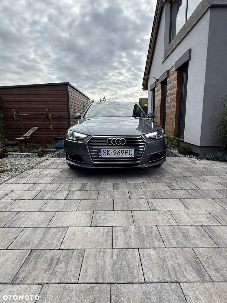 Audi A4 Limousine - 10