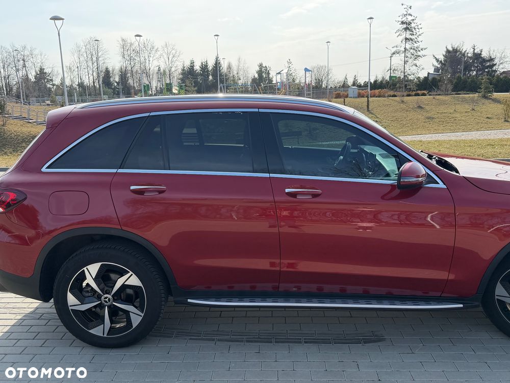 Mercedes-Benz GLC - 12