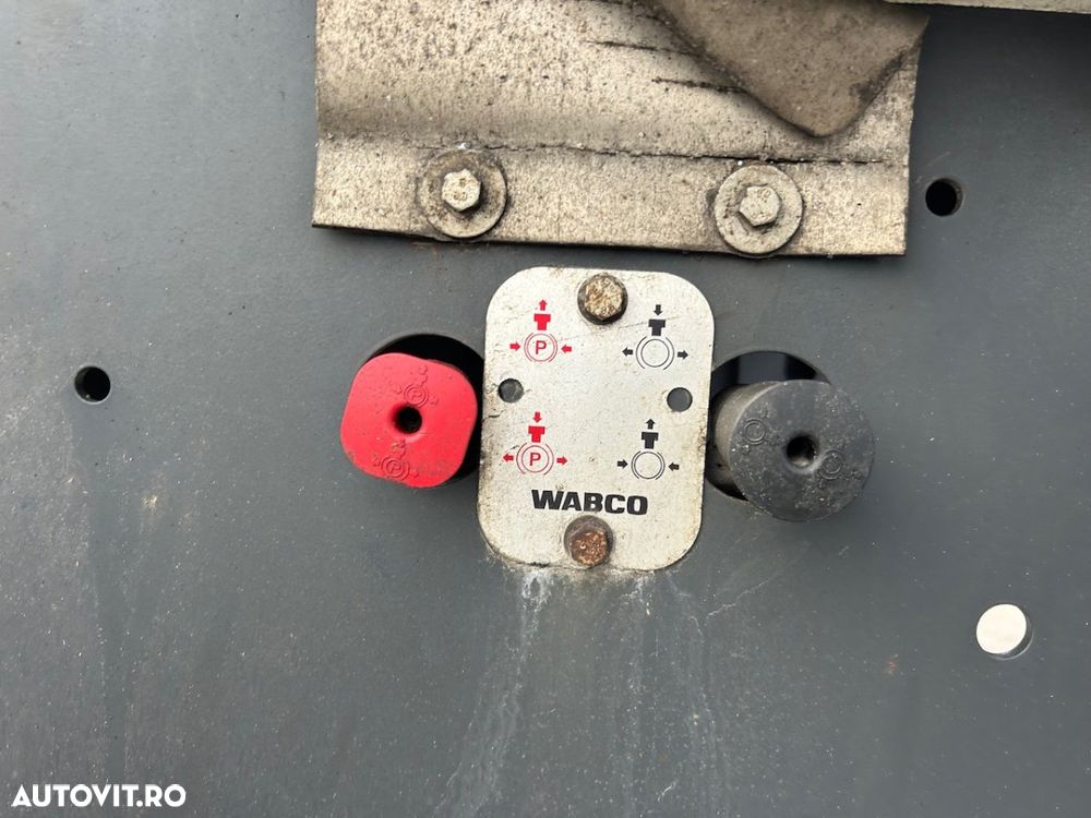 Schwarzmuller Transport busteni, 10 perechi racoante, factura externa - 7