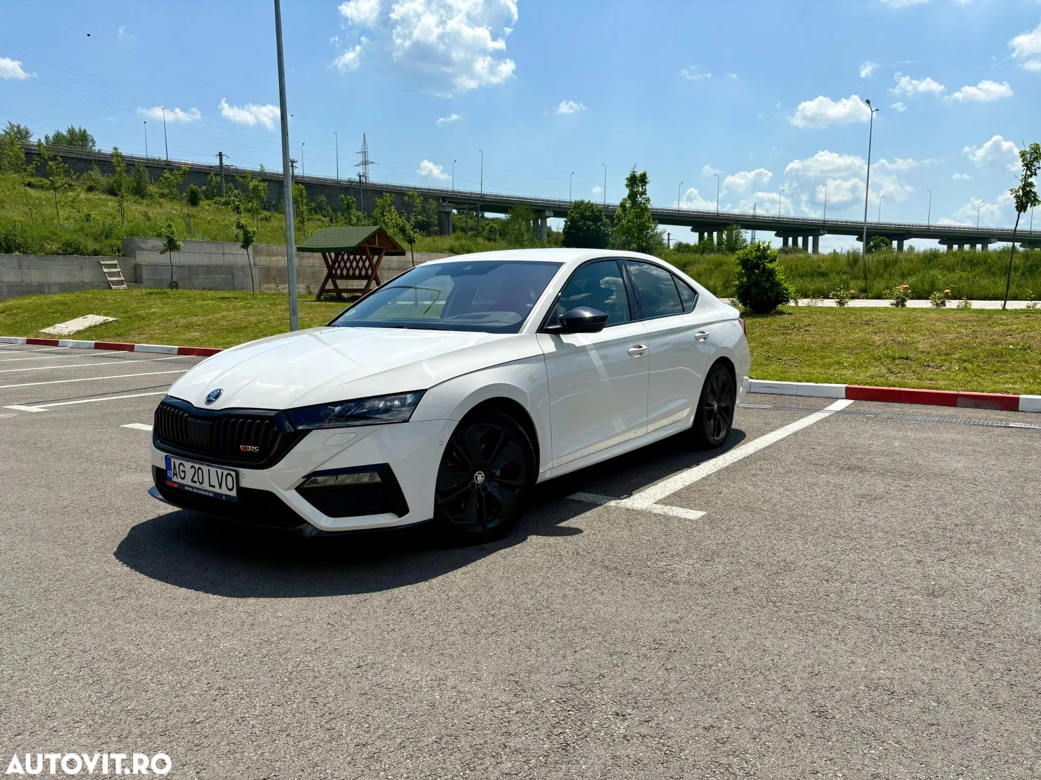 Skoda Octavia 2.0 TDI DSG RS - 1