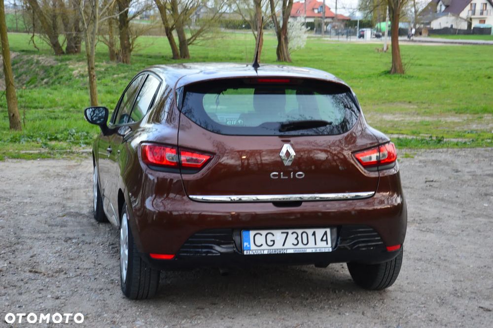 Renault Clio - 12