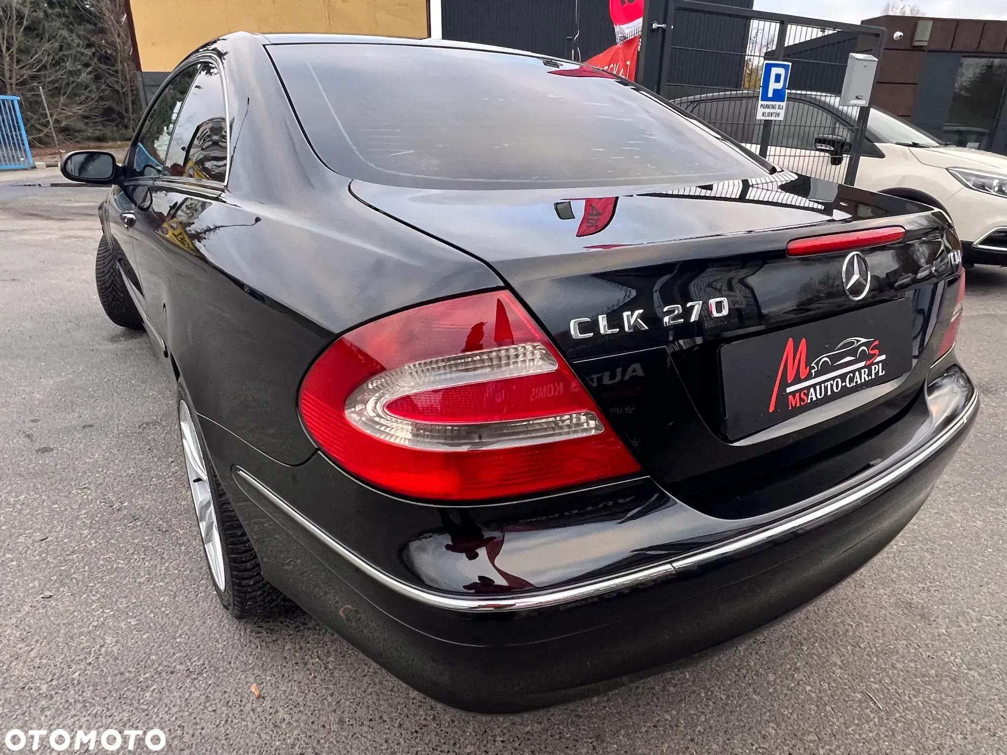 Mercedes-Benz CLK - 8