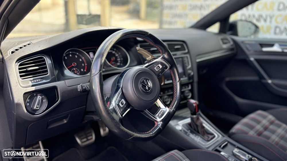 VW Golf 2.0 TSi GTi DSG - 11