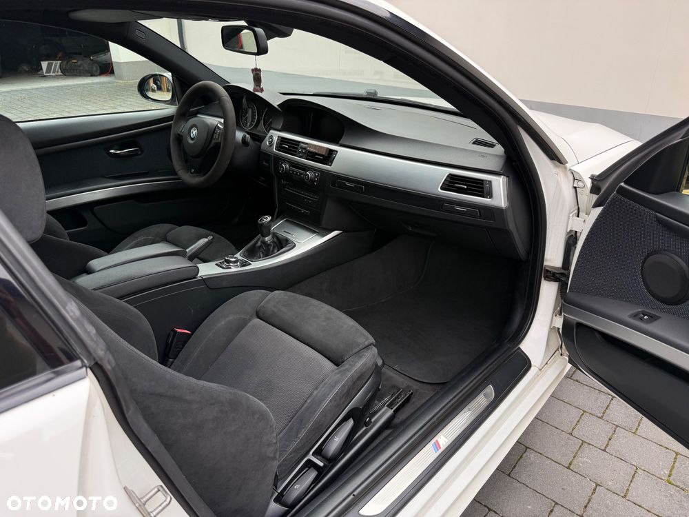 BMW Seria 3 320d DPF - 16