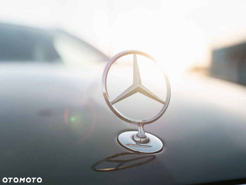 Mercedes-Benz Klasa E 220 d 9G-TRONIC - 6