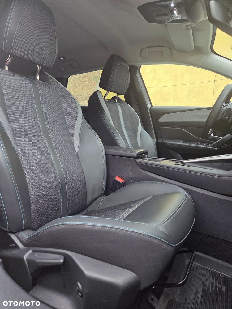 Peugeot 308 1.2 PureTech Allure S&S EAT8 - 15