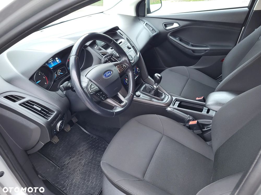 Ford Focus 1.5 TDCi Trend - 18